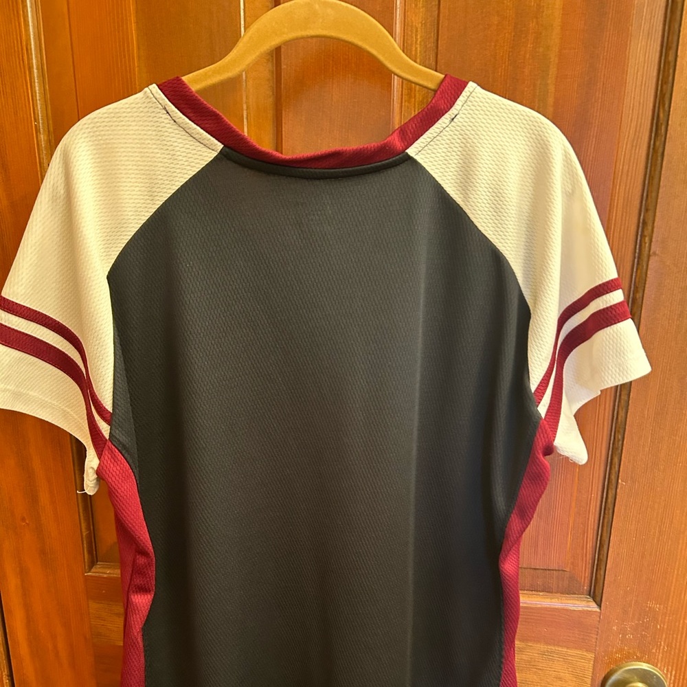 Mississippi State Bulldogs top